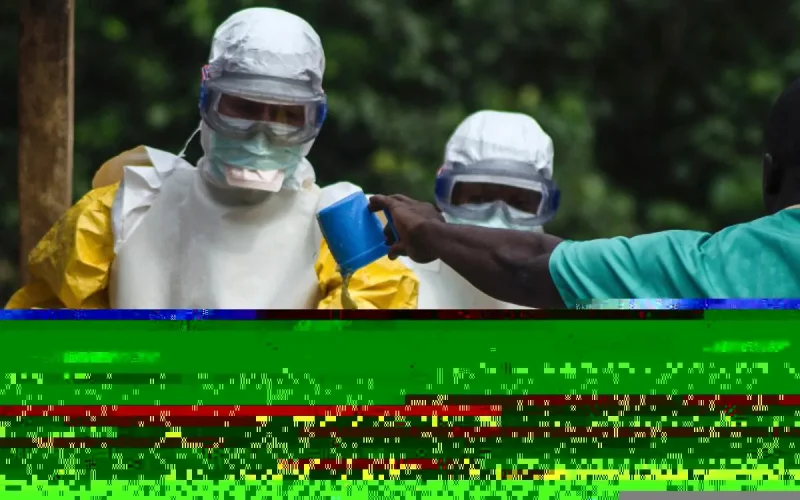 Ebola : le maintien des vols de la RAM, une décision avant tout politique