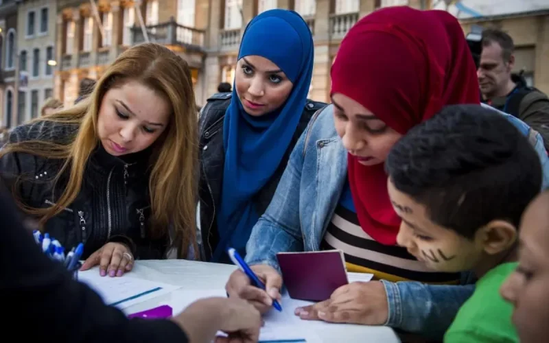 Pays-Bas : le gouvernement devra rétablir les allocations aux Marocains