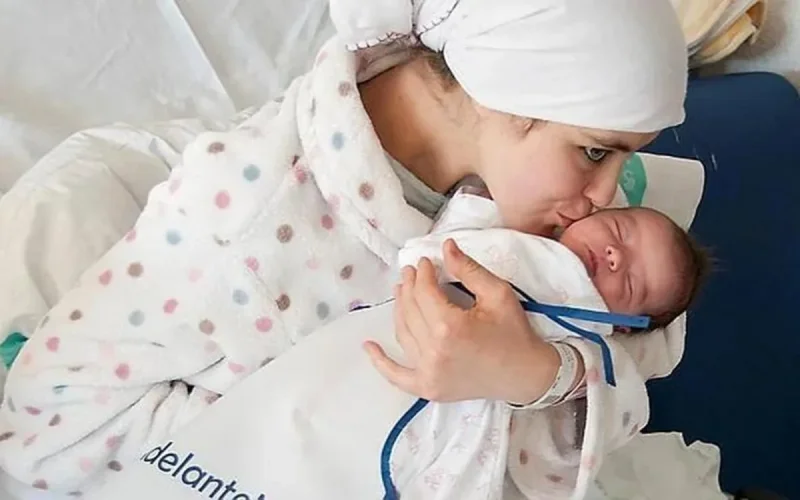 Safa, l'un des premiers bébés nés en 2015 en Espagne