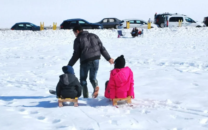 Vidéo : Ifrane, prise d'assaut par les vacanciers