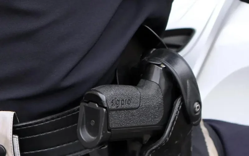 Un policier marocain écope de 20 ans de prison pour avoir tiré sur sa fiancée