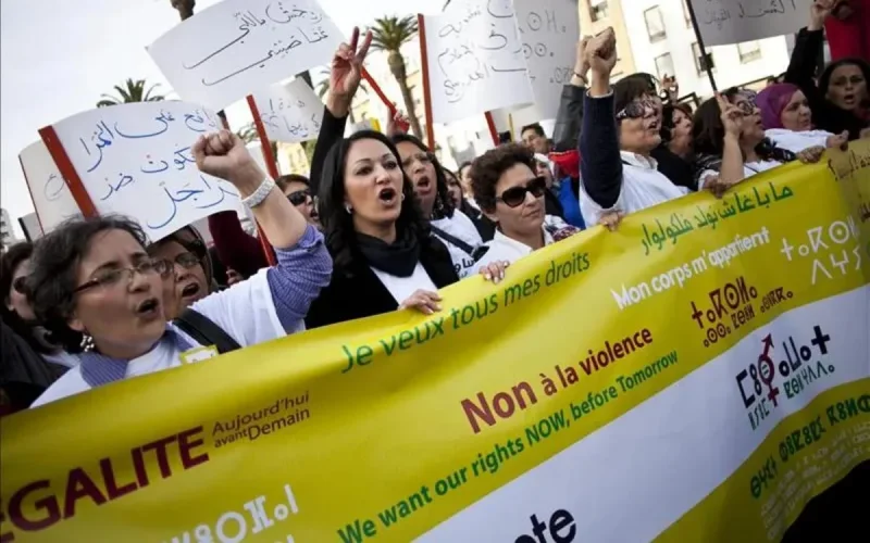 8 mars : plus de 10.000 personnes dans les rues de Rabat
