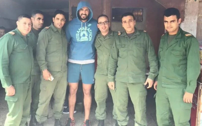 Badr Hari rend hommage aux soldats marocains