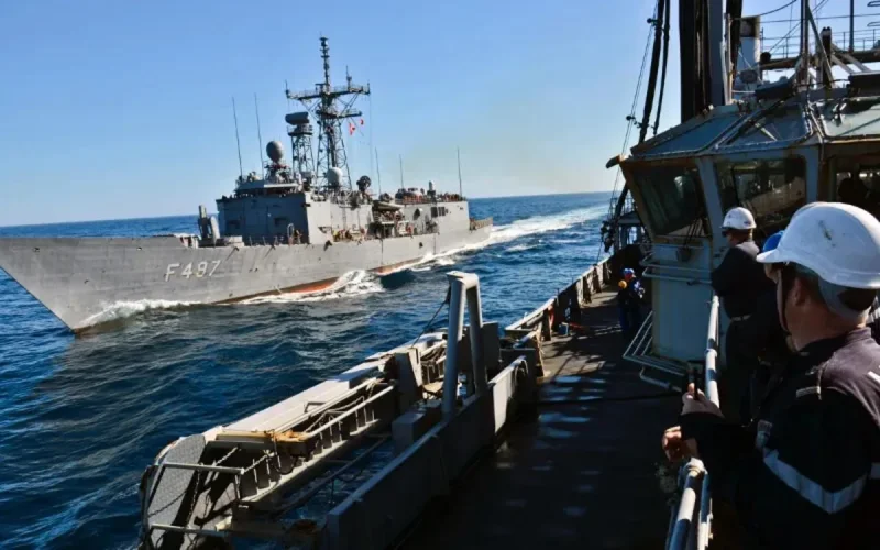 Les navires de l'OTAN font escale à Casablanca