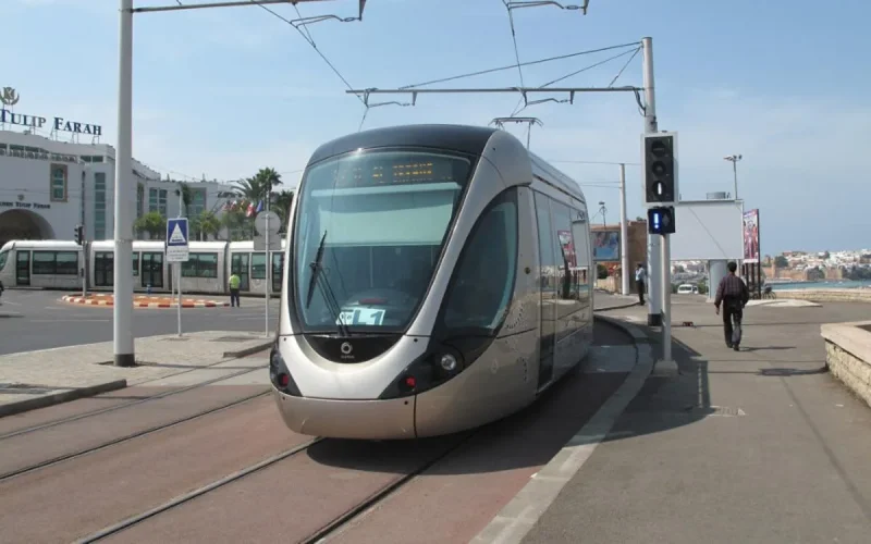 Un homme se jette sous le tramway à Salé