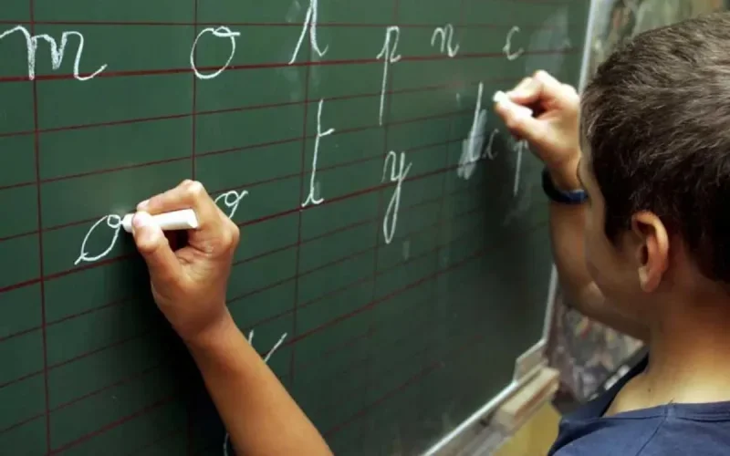 Maroc : les analphabètes pourront présider les conseils des régions