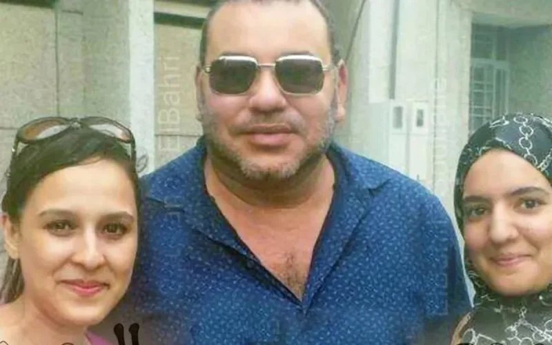 Mohammed VI à la rencontre des Marocains à Dakar