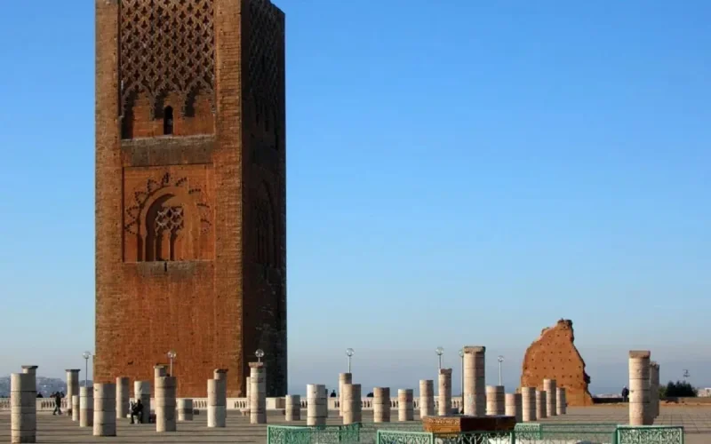 Les Femen seins nus à la mosquée Hassan de Rabat