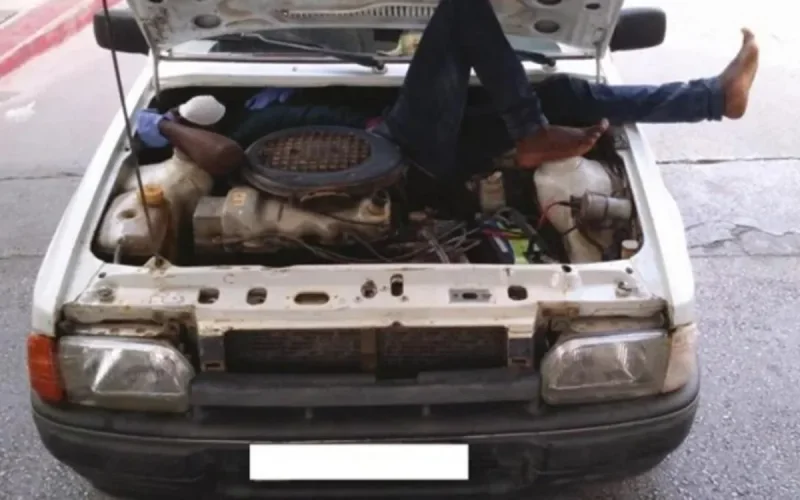 Sebta : un clandestin découvert dans le moteur d'une voiture