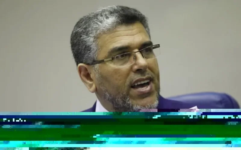 Relations hors-mariage, manger en public pendant le ramadan... Ramid répond