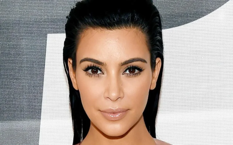 De l'huile d'argan pour les problèmes de peau de Kim Kardashian