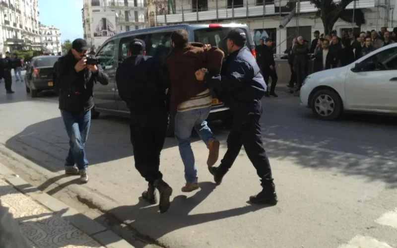 Des Marocains arrêtés pour espionnage en Algérie