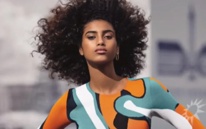 Imaan Hammam réalise un shooting pour Vogue avec sa famille au Maroc