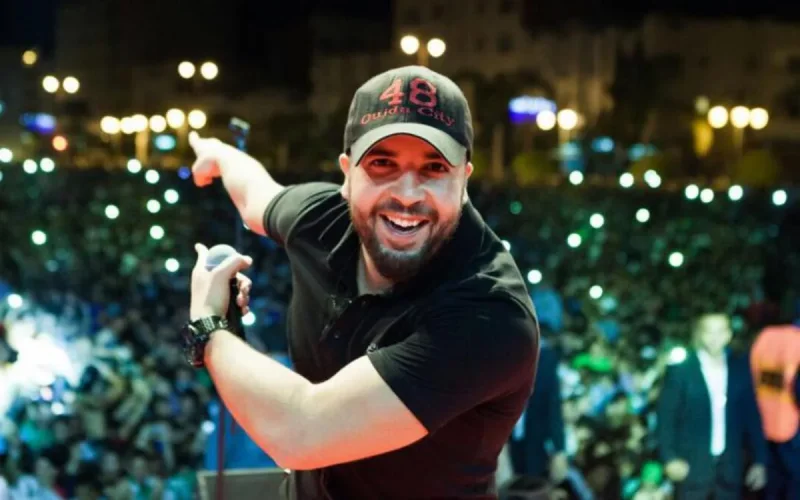 Le chanteur Douzi ne veut pas salir son passeport avec un cachet israélien