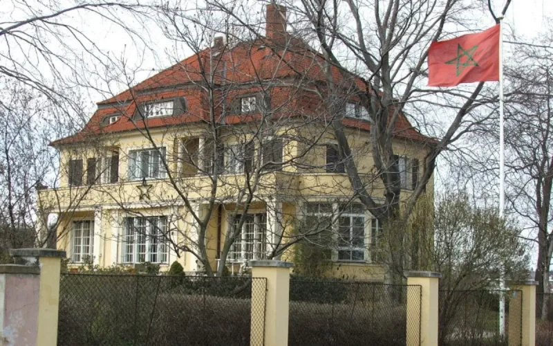 Large mouvement de policiers dans les ambassades marocaines