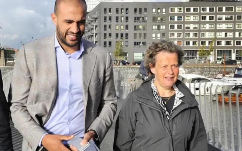 Badr Hari retrouve son avocate après avoir été accusé de mensonge