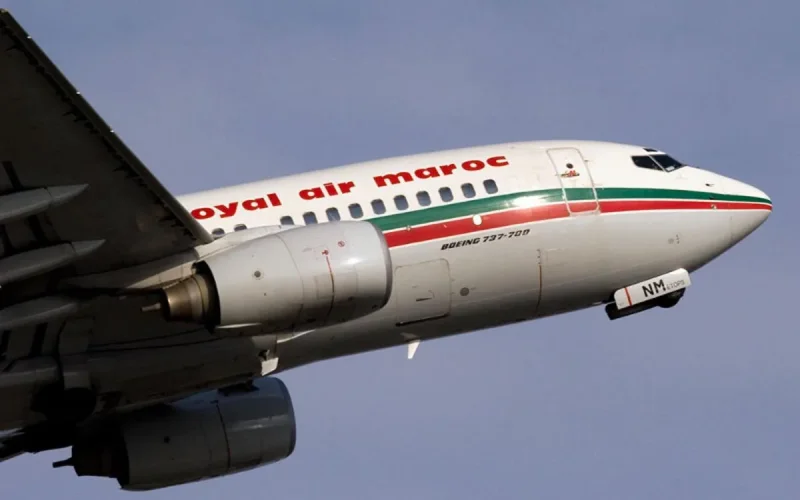 Vous prenez un vol de Royal Air Maroc, venez trois heures avant