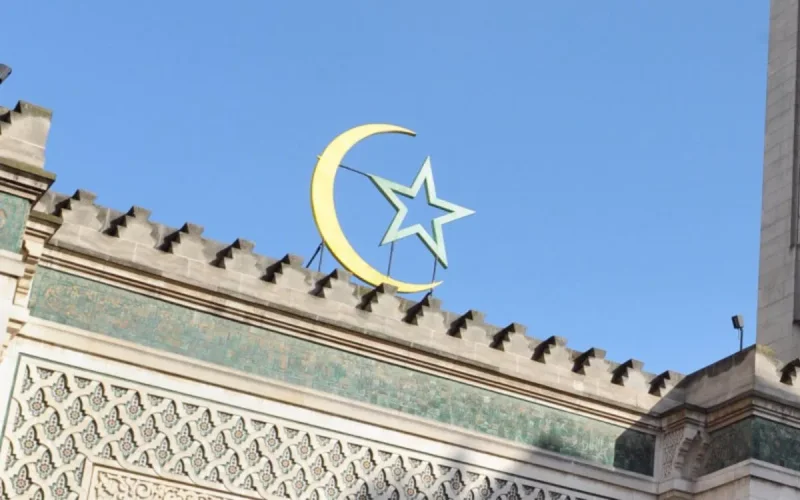 Vers la dissolution de « mosquées radicales » en France