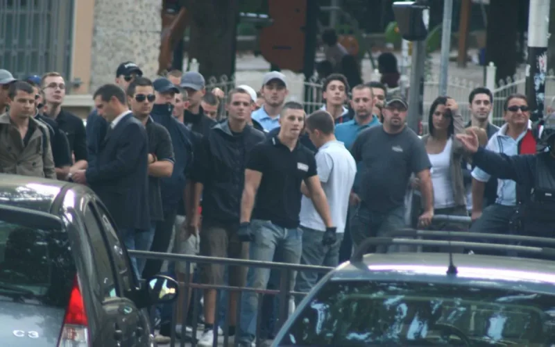 Un jeune de 17 ans lynché par des islamophobes à Lyon