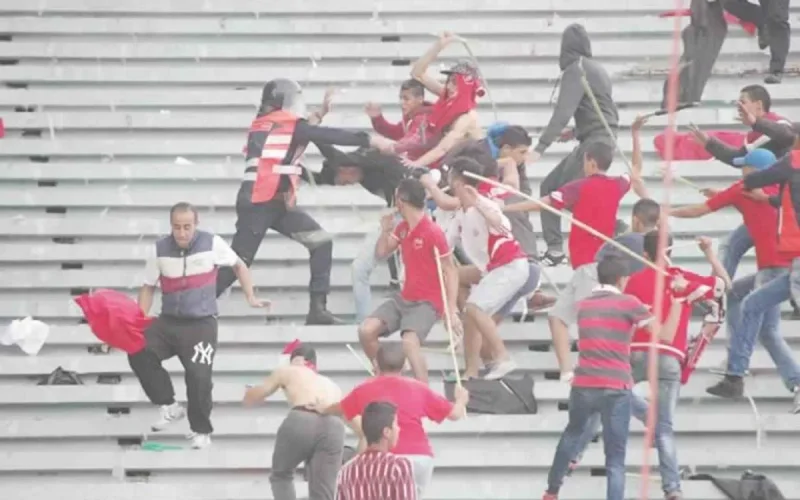 Un policier lynché par des hooligans à Casablanca (vidéo)