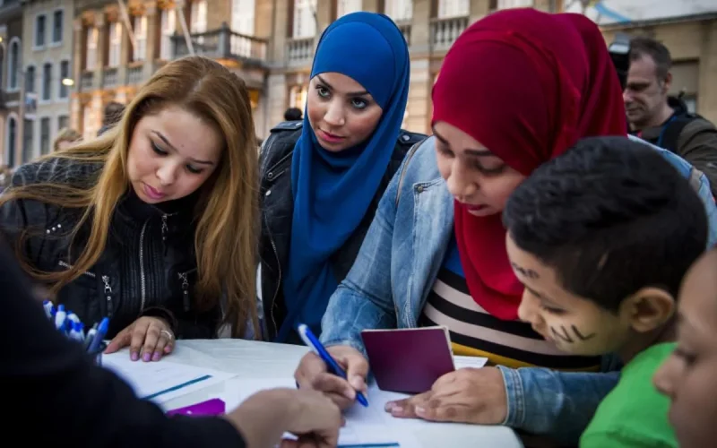 Marocains du monde : quelles solutions à leurs problèmes ? (vidéo)