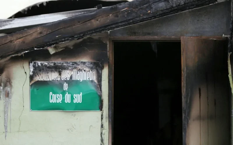 Une salle de prière musulmane incendiée en Corse