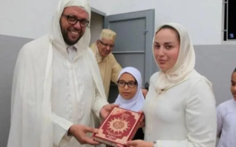 La coach russe de l'équipe marocaine de plongée se convertit à l'Islam (vidéo)