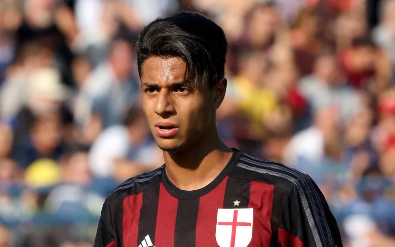 Malaga FC met fin au contrat de Hachim Mastour, qui retourne au Milan AC