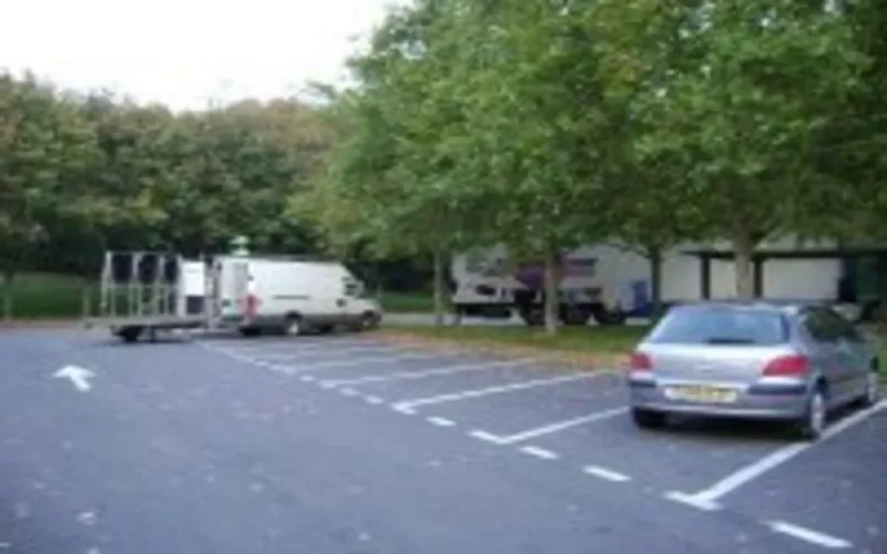 Une jeune MRE oubliée sur une aire d'autoroute en France