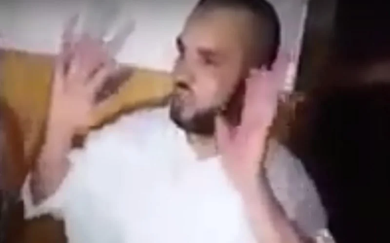 Un imam surpris en flagrant délit de relations sexuelles dans une mosquée (vidéo)