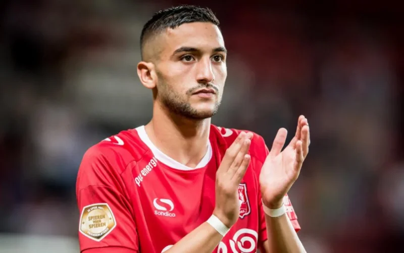 Hakim Ziyech dans le top 5 des meilleurs joueurs africains