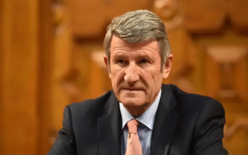 Philippe de Villiers veut interdire aux Musulmans de manger Halal (vidéo)