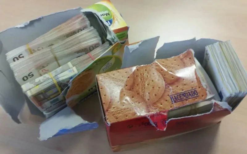 Melilla : la douane marocaine découvre 540.000 dirhams dans des biscuits