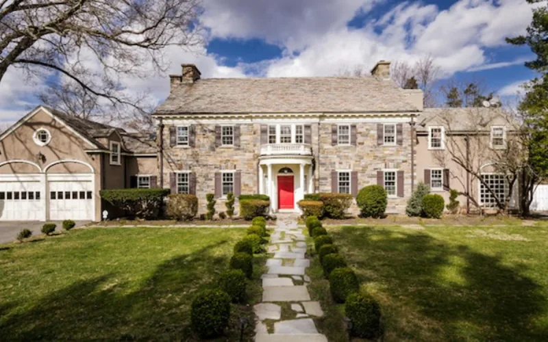 Moulay Hicham, cousin de Mohammed VI, vend sa propriété aux Etats-Unis (photos)