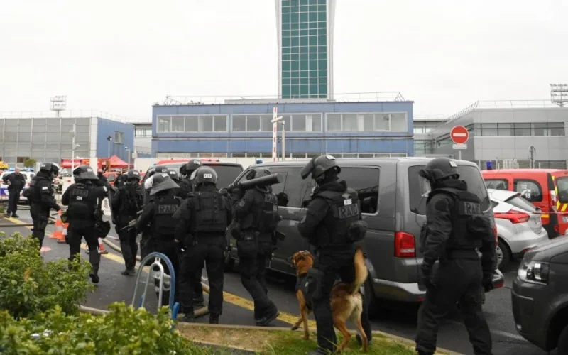 Des vols de Royal Air Maroc annulés après l'attaque à l'aéroport d'Orly