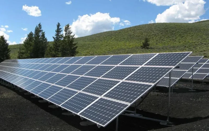 Italie : des Marocains en prison pour avoir volé 1000 panneaux solaires 