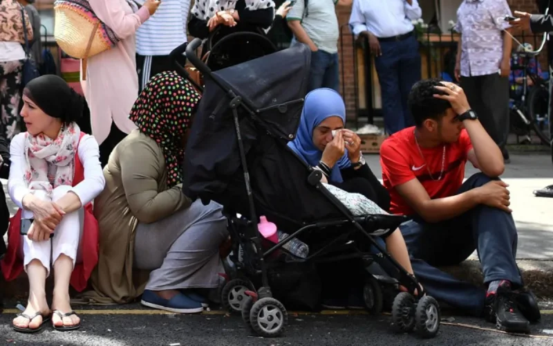 Incendie de Londres : l'ambassadeur du Maroc rencontre les familles des victimes