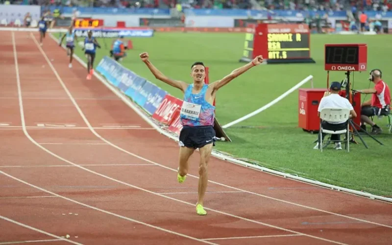 Soufiane El Bakkali, médaillé d'argent en 3000 m steeple aux championnats du monde de Londres
