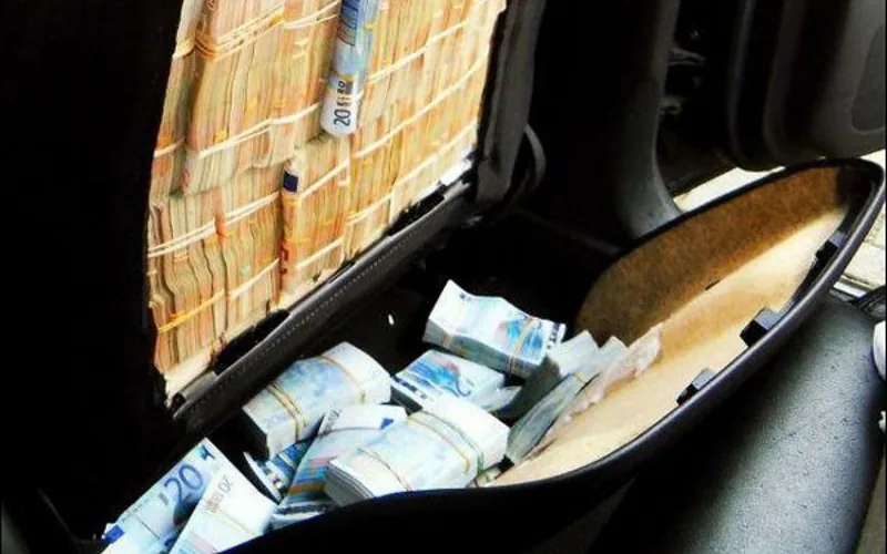 Plus de 30.000 euros saisis par les douaniers à Sebta