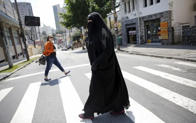 Un référendum anti-burqa en Suisse