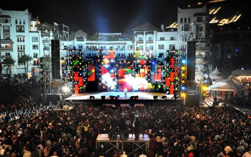 Qui sont les stars présentes au concert pour la Tolérance à Agadir ?