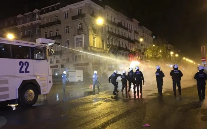 Bruxelles : 22 policiers blessés par des jeunes voulant fêter la qualification du Maroc au mondial