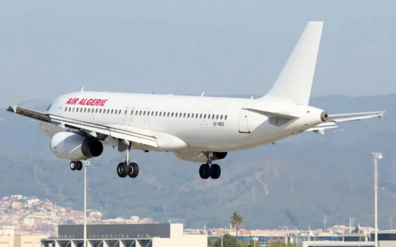 Un avion d'Air Algérie entre Alger et Casablanca fait demi-tour après un problème technique
