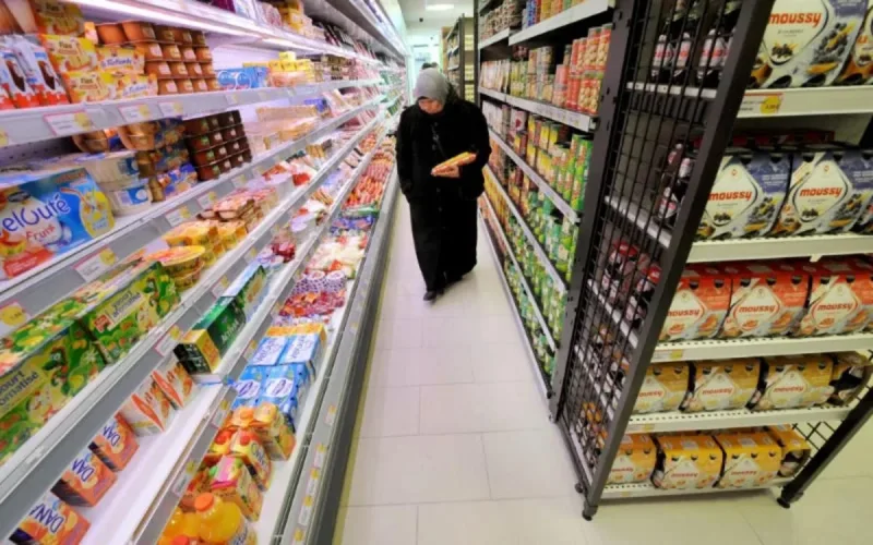  France : une épicerie menacée de fermeture car elle ne vend pas d'alcool ni de porc