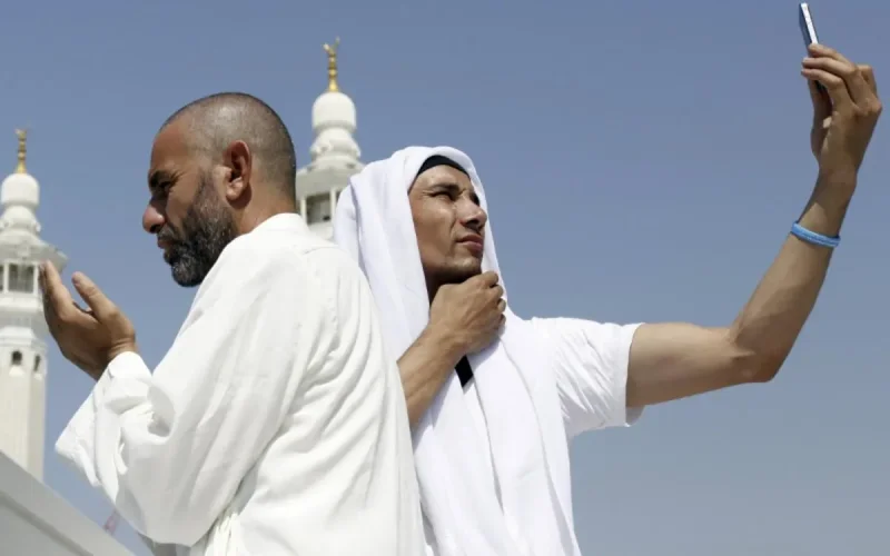 Les selfies à la Mecque c'est fini 