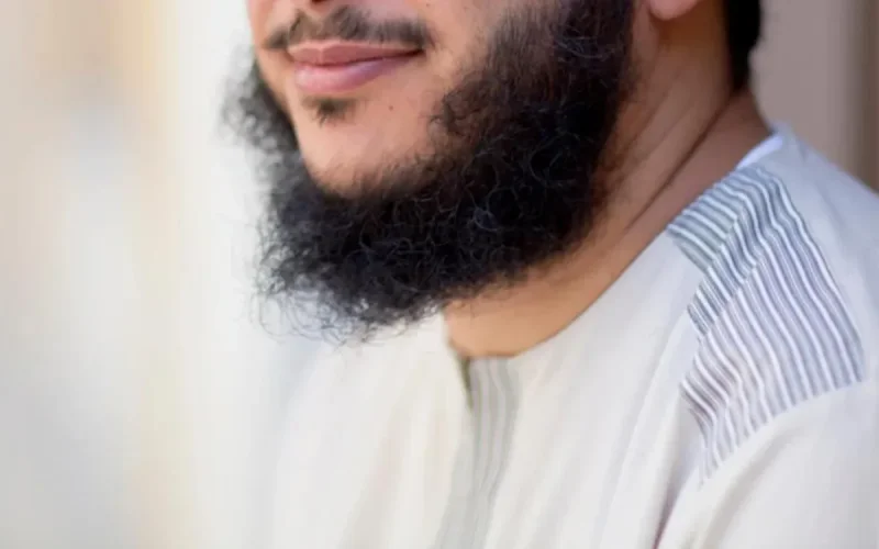 France : un médecin renvoyé à cause de sa barbe trop longue