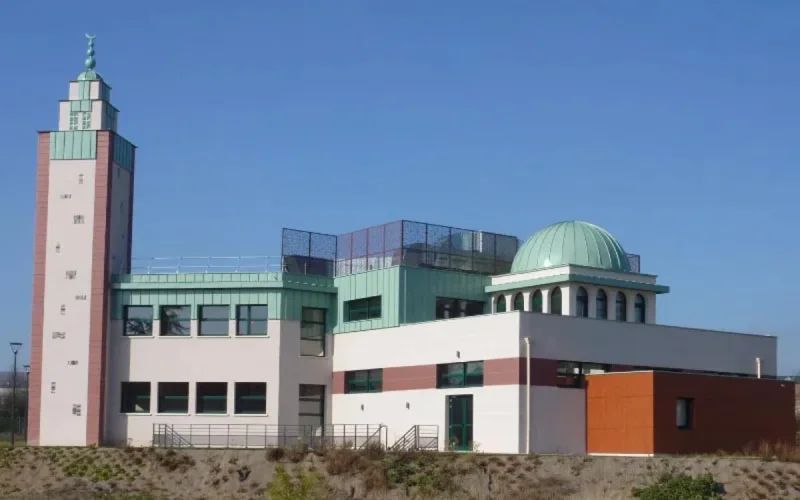 Le Maroc dépense chaque année 6 millions d'euros pour financer les mosquées en France