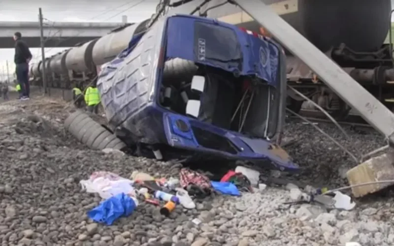 Accident de train à Tanger : le gouvernement promet des sanctions