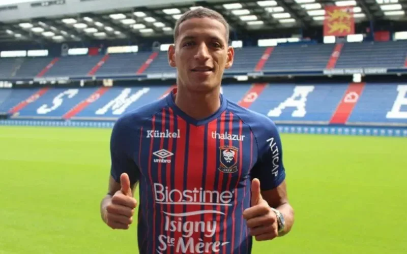 Yacine Bammou signe à Caen pour 2 millions d'euros