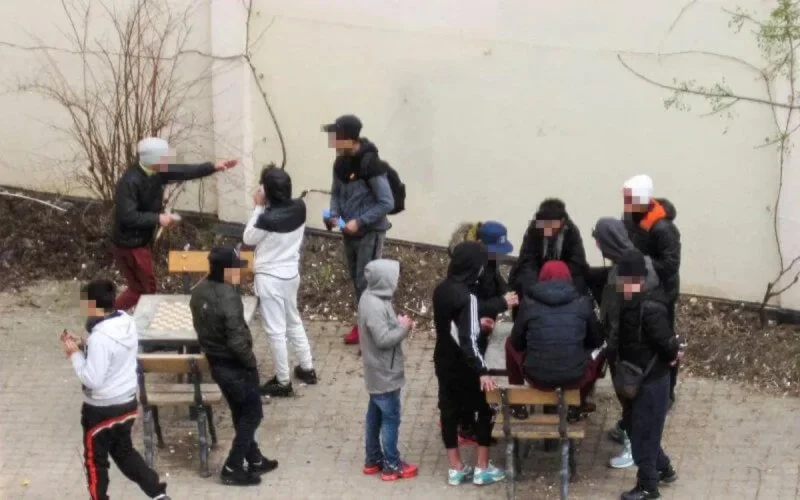 Paris : des enfants marocains livrés à eux-mêmes